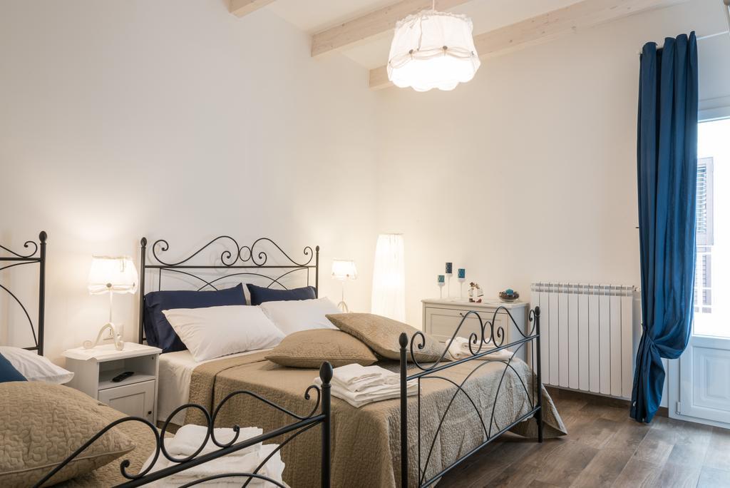 Casa Rebecca Lägenhet Monopoli Rum bild